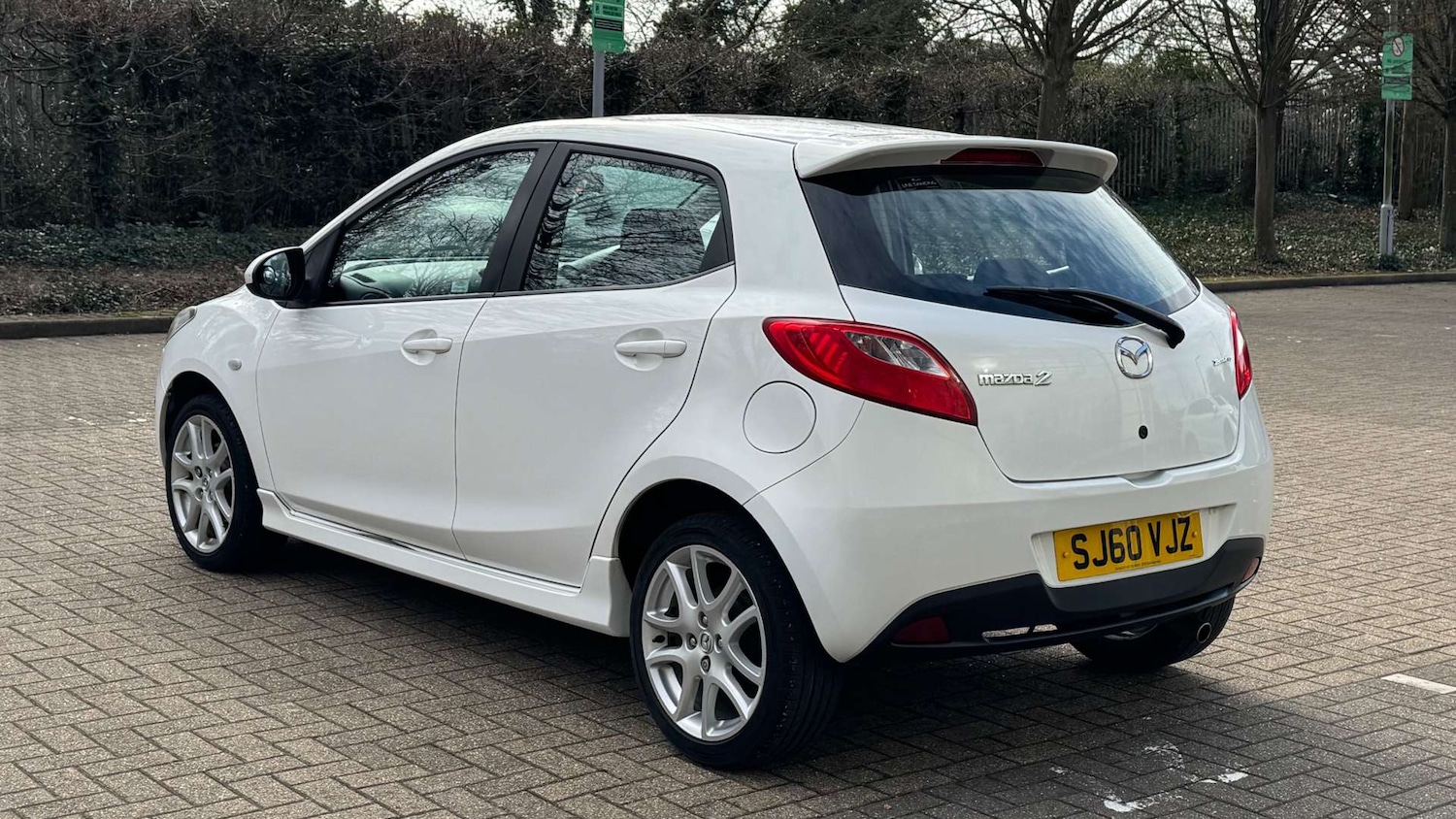 Used Mazda Mazda2 2011 for sale - 77735002: Photo 5