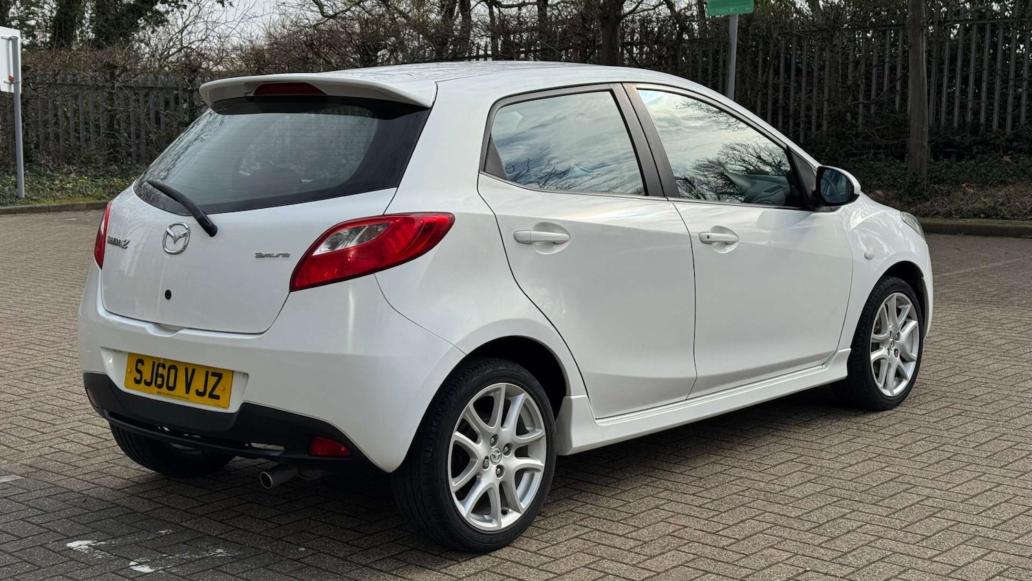 Used Mazda Mazda2 2011 for sale - 77735002: Photo 9