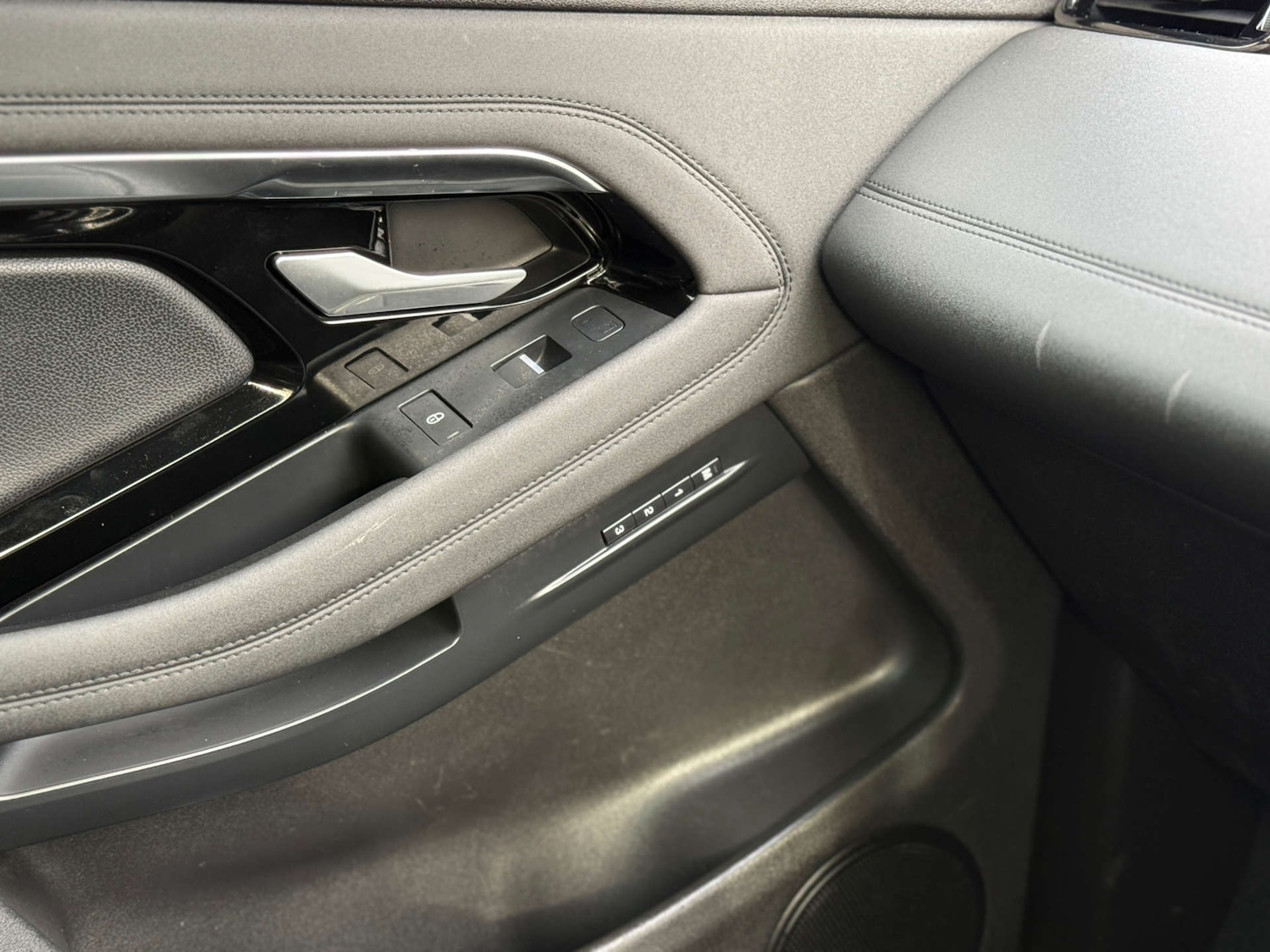 Used Land Rover Range Rover Evoque 2020 for sale - 77318253: Photo 28