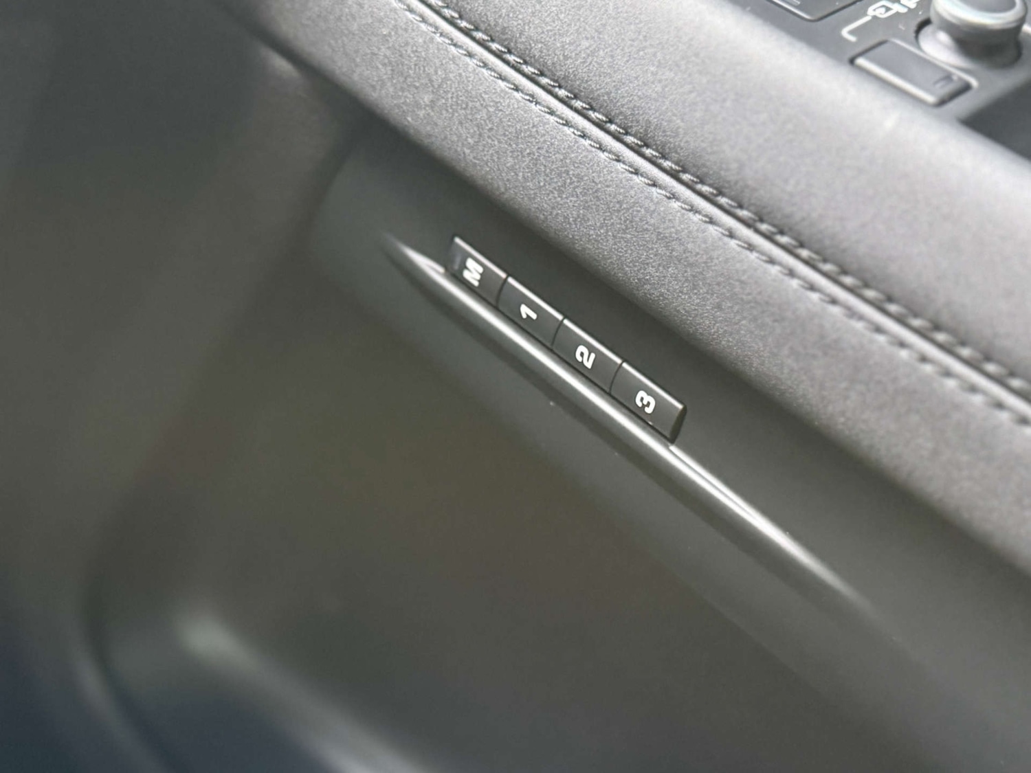 Used Land Rover Range Rover Evoque 2020 for sale - 77318253: Photo 35