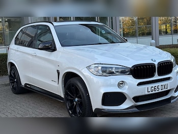 Used BMW X5 2015 for sale - 76120455: Photo 2