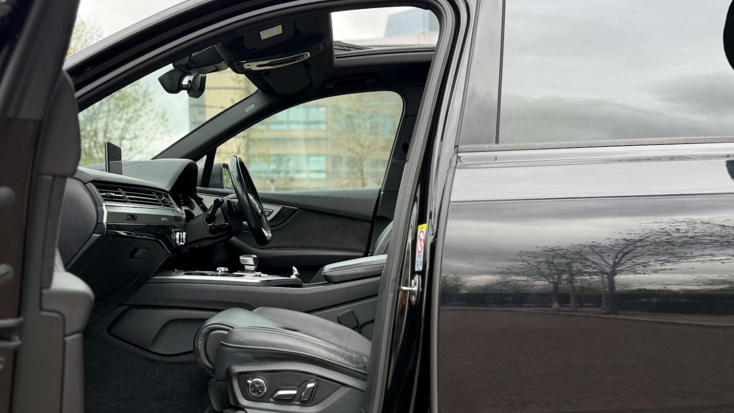 Used Audi Q7 2018 for sale - 78128726: Photo 43