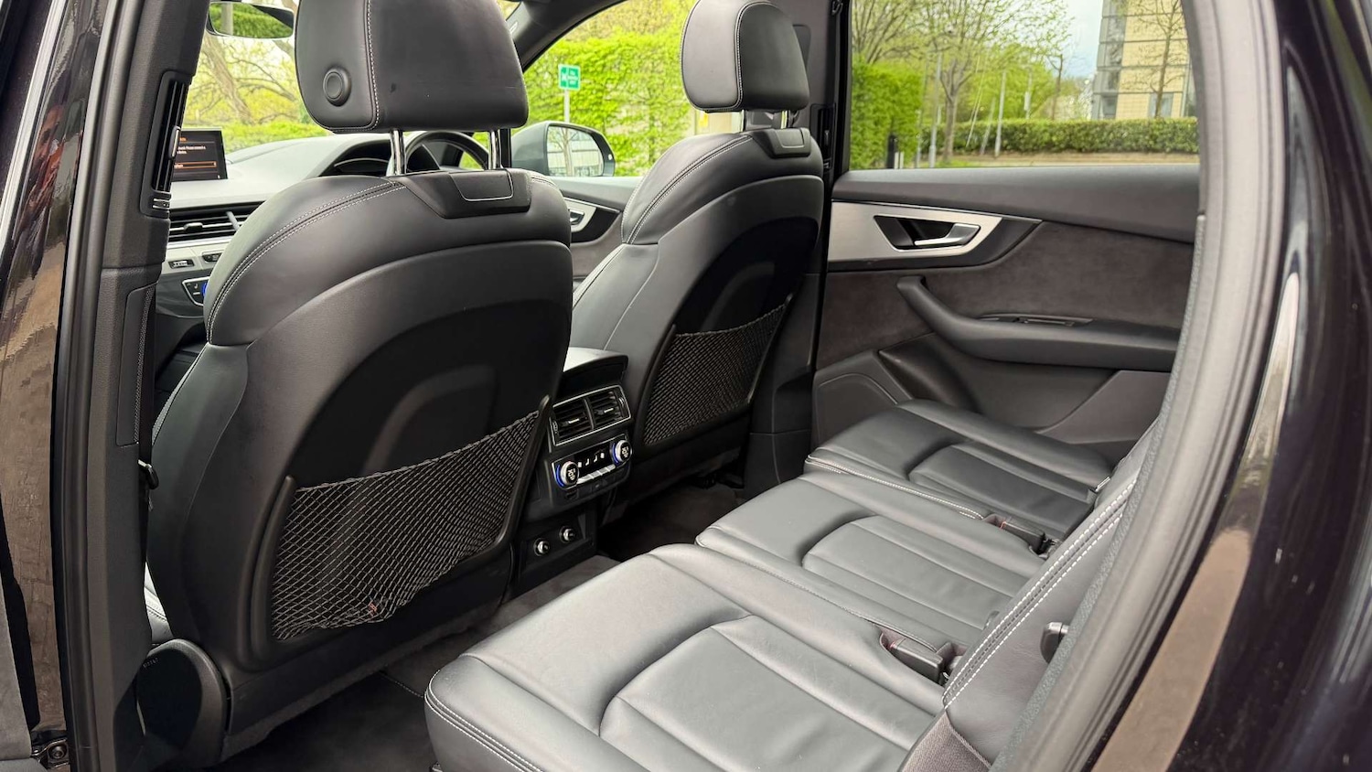 Used Audi Q7 2018 for sale - 78128726: Photo 65