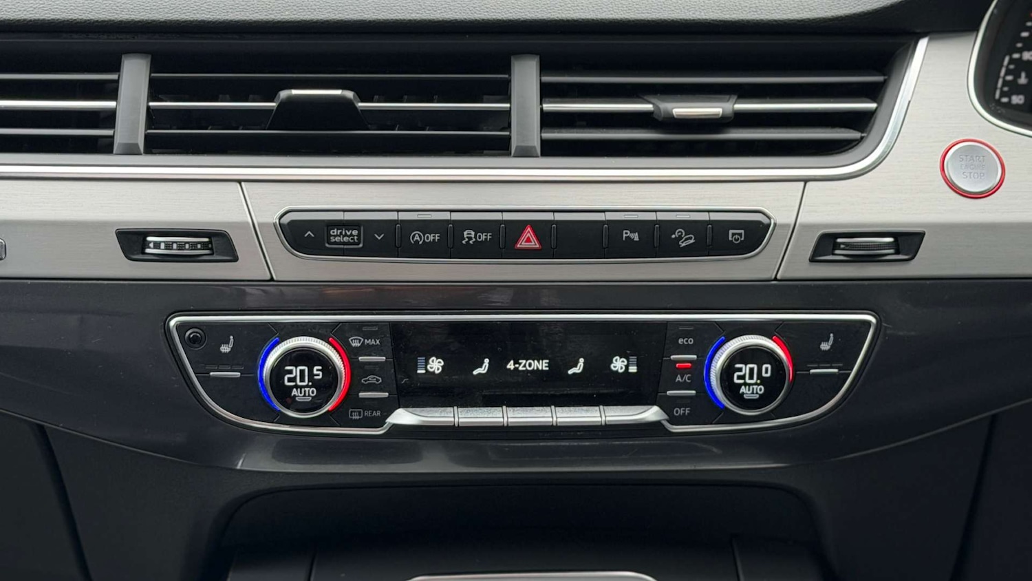 Used Audi Q7 2018 for sale - 78128726: Photo 9