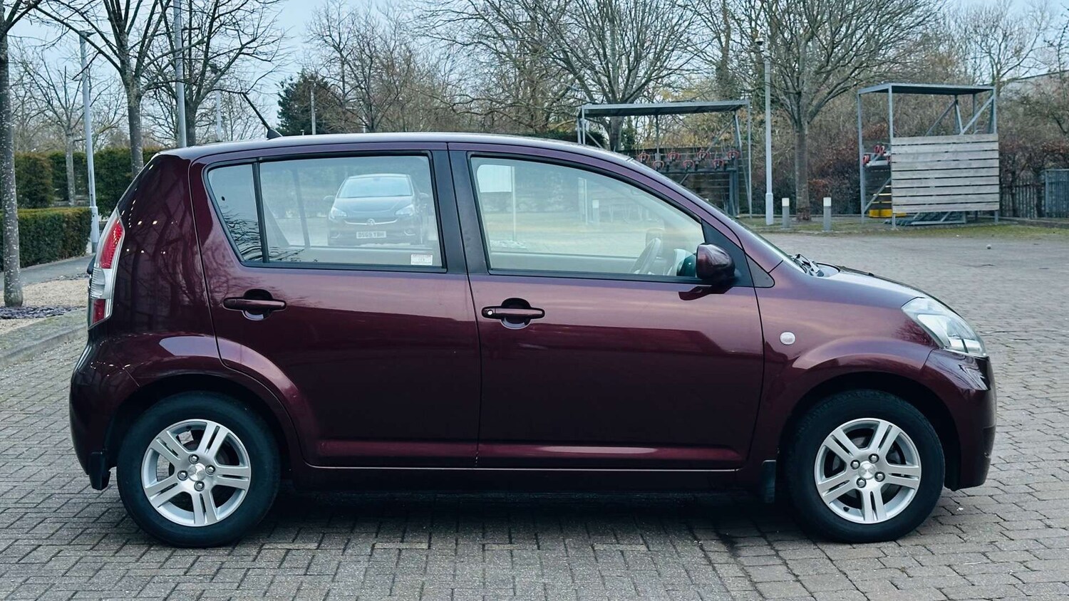 Used Daihatsu Sirion 2009 for sale - 76363855: Photo 7