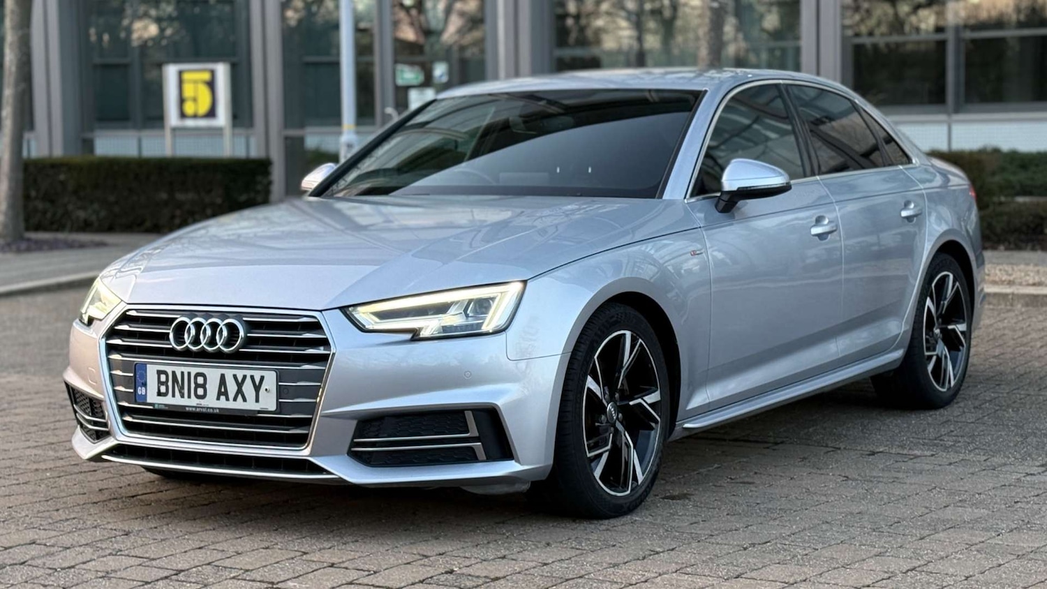 Used Audi A4 2018 for sale - 77637092: Photo 16