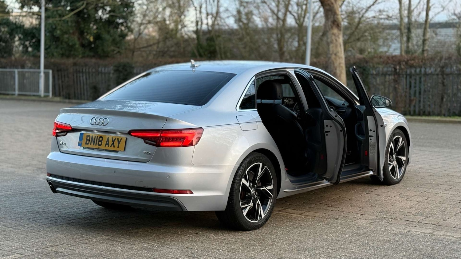 Used Audi A4 2018 for sale - 77637092: Photo 21