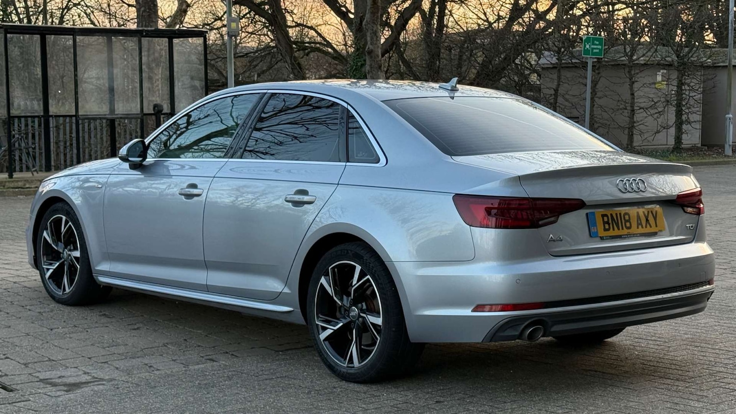 Used Audi A4 2018 for sale - 77637092: Photo 9