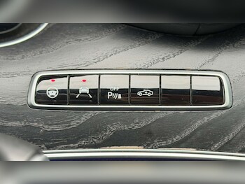 Used Mercedes-Benz E Class 2018 for sale - 78320869: Photo