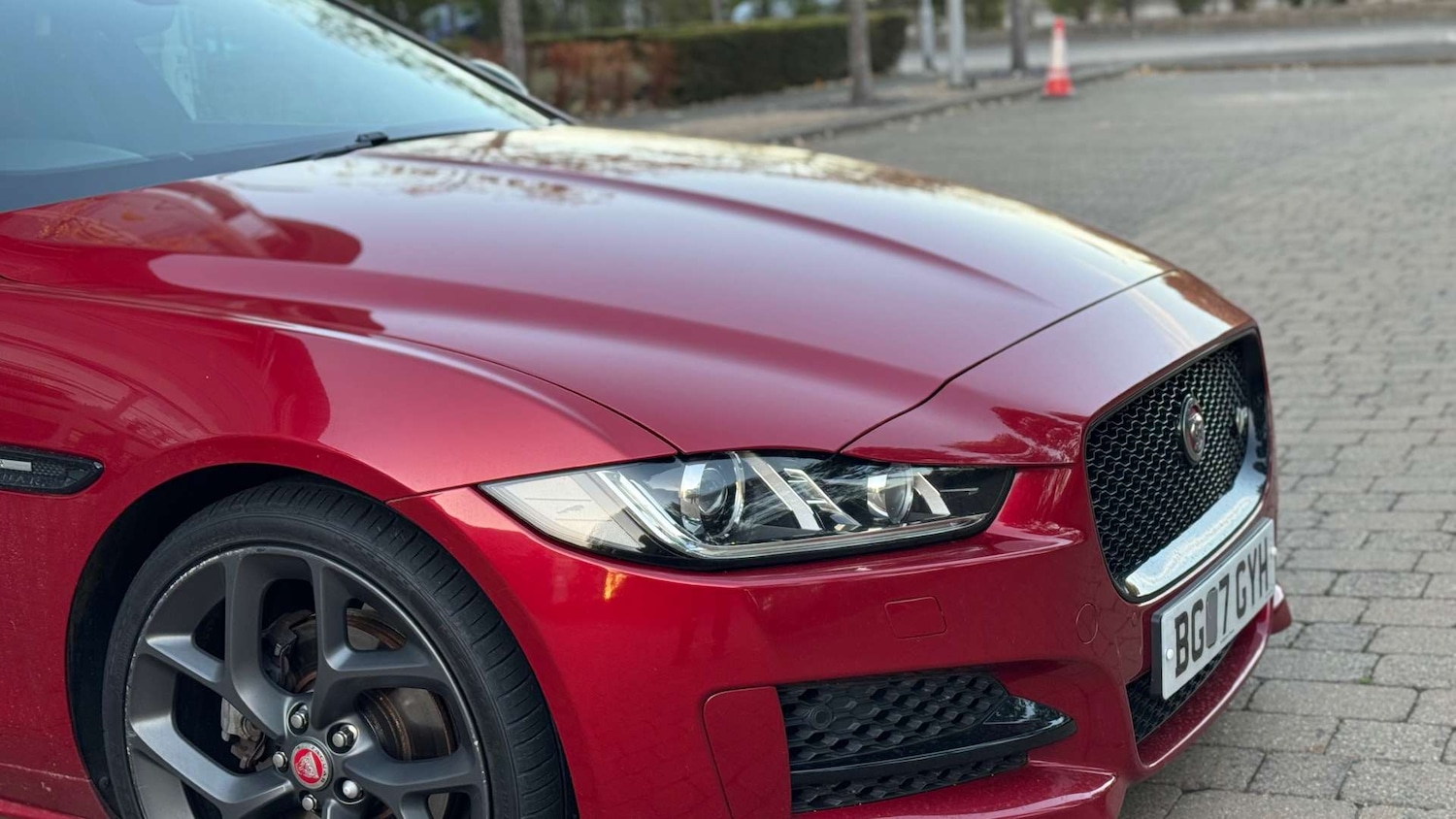 Used Jaguar XE 2017 for sale - 76187350: Photo 15