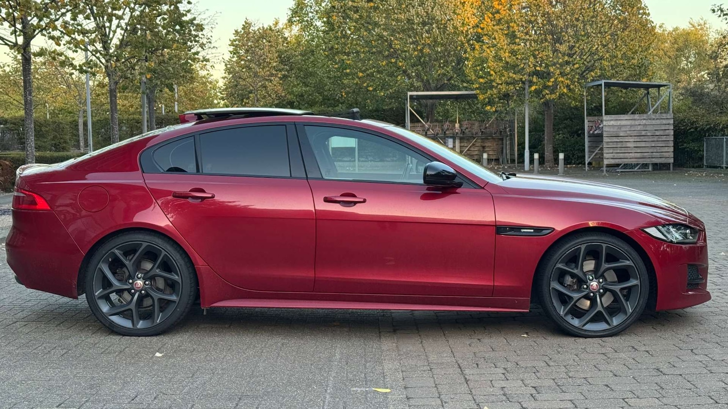 Used Jaguar XE 2017 for sale - 76187350: Photo 17