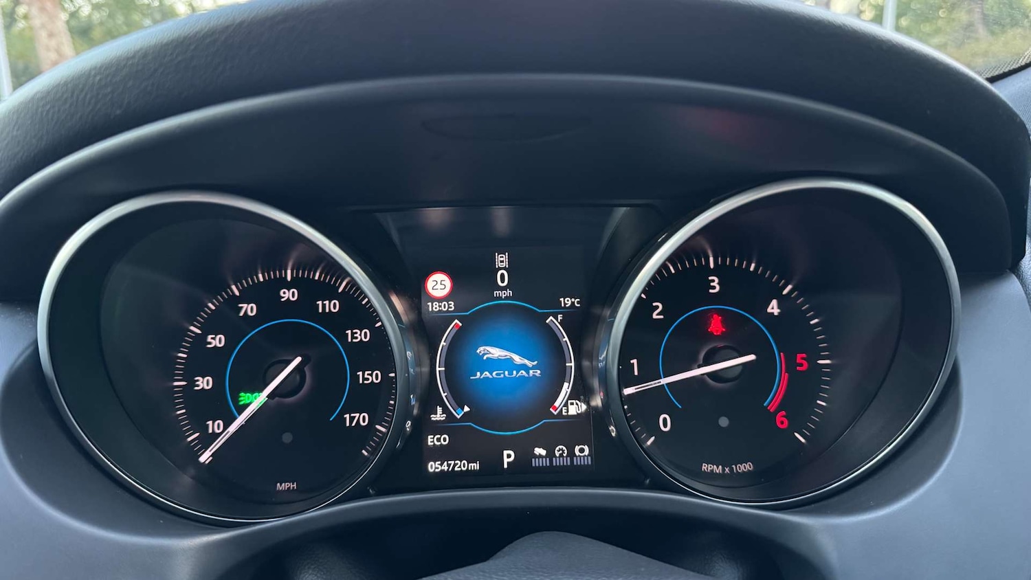 Used Jaguar XE 2017 for sale - 76187350: Photo 36