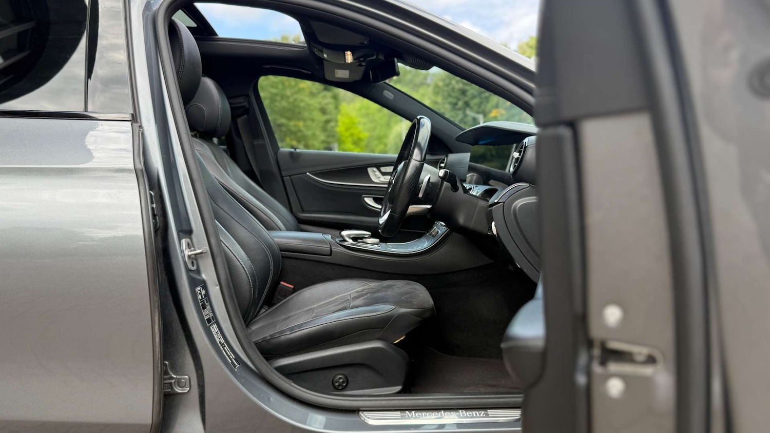 Used Mercedes-Benz E Class 2019 for sale - 76533606: Photo 26