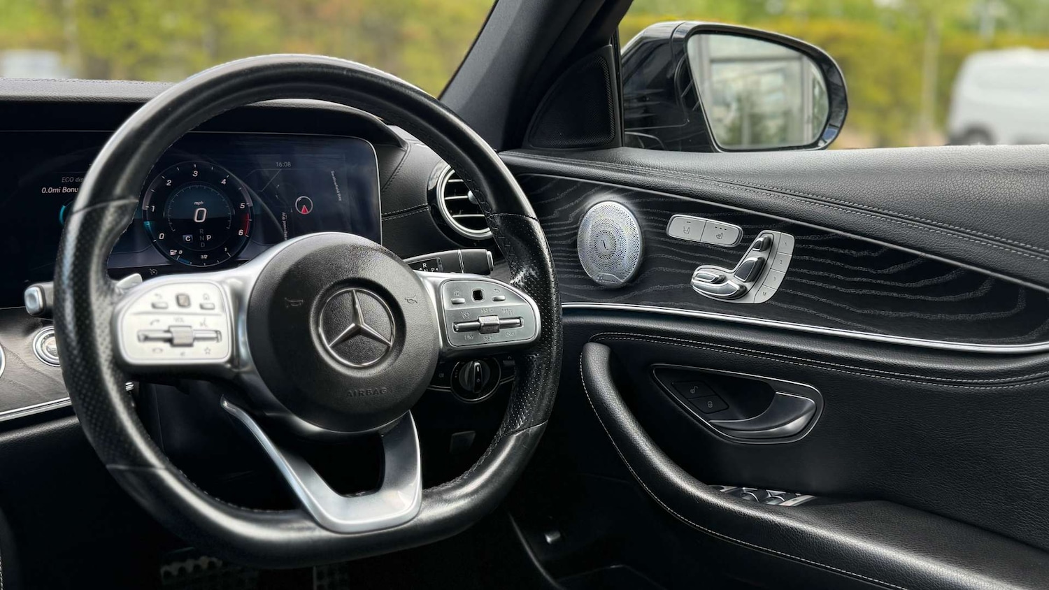 Used Mercedes-Benz E Class 2019 for sale - 76533606: Photo 32