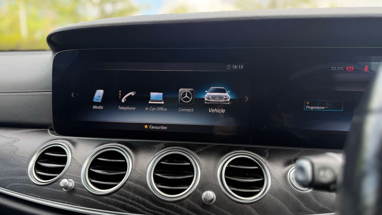 Used Mercedes-Benz E Class 2019 for sale - 76533606: Photo 39