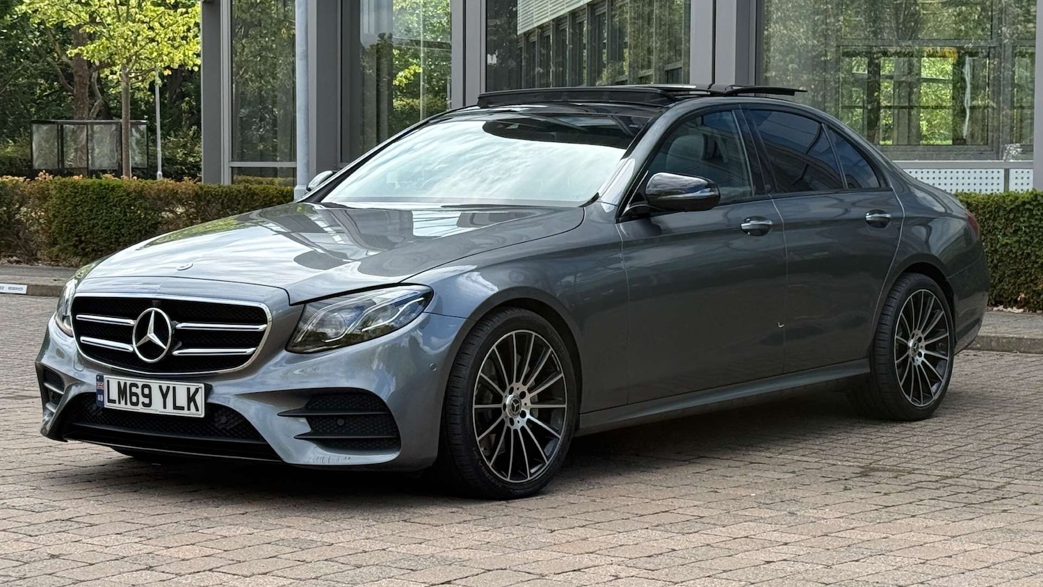 Used Mercedes-Benz E Class 2019 for sale - 76533606: Photo 5