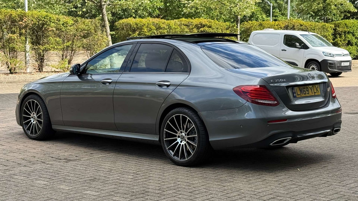 Used Mercedes-Benz E Class 2019 for sale - 76533606: Photo 7