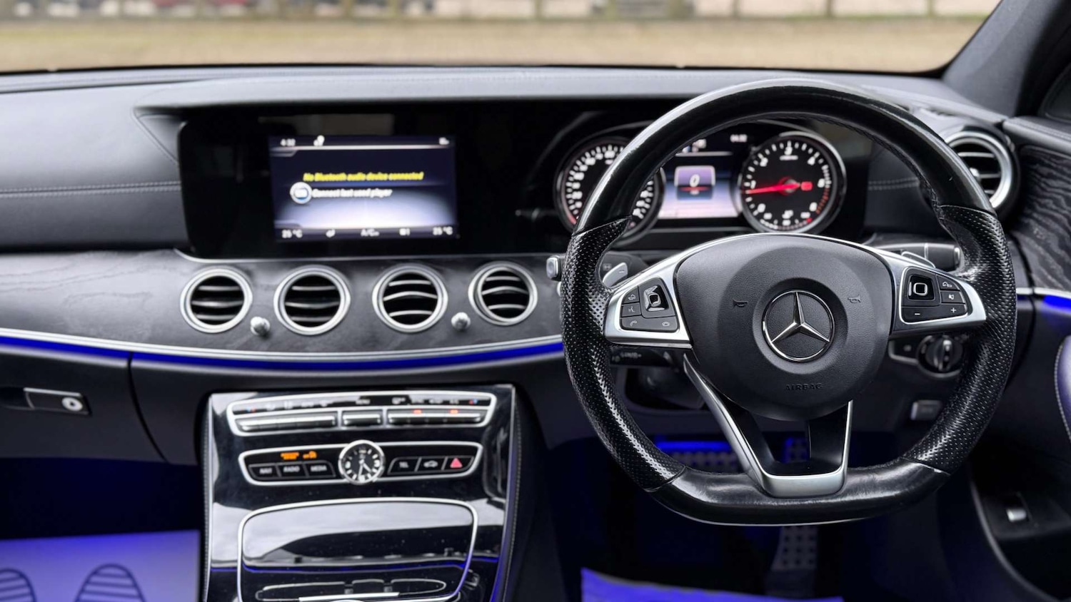 Used Mercedes-Benz E Class 2016 for sale - 77708964: Photo 35