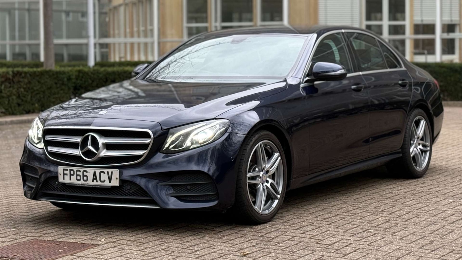 Used Mercedes-Benz E Class 2016 for sale - 77708964: Photo 5