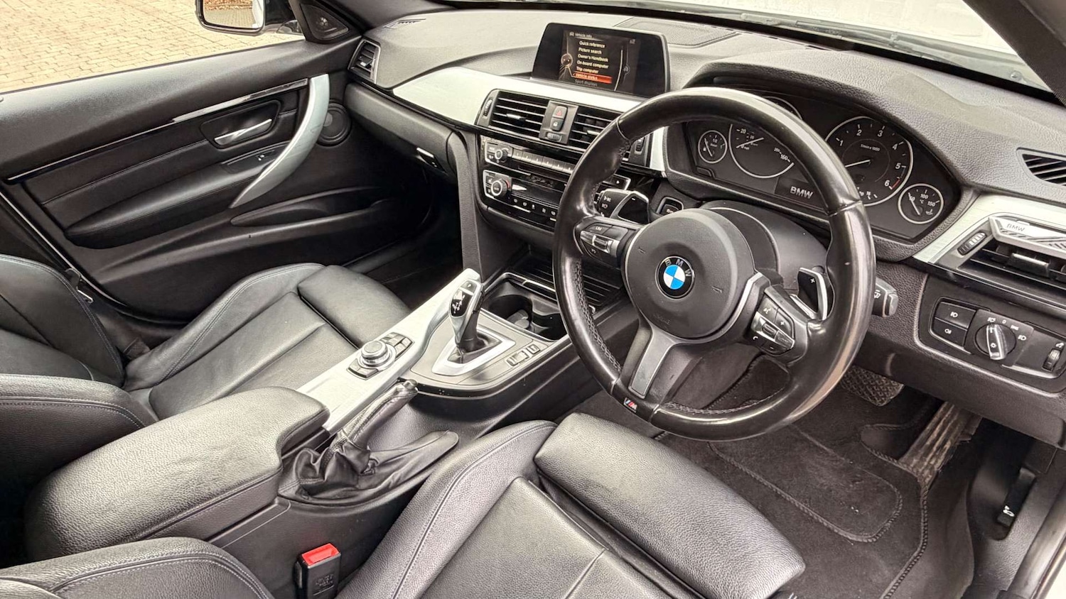 Used BMW 3 Series 2017 for sale - 77094952: Photo 2