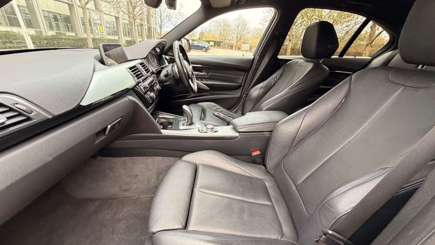 Used BMW 3 Series 2017 for sale - 77094952: Photo 5