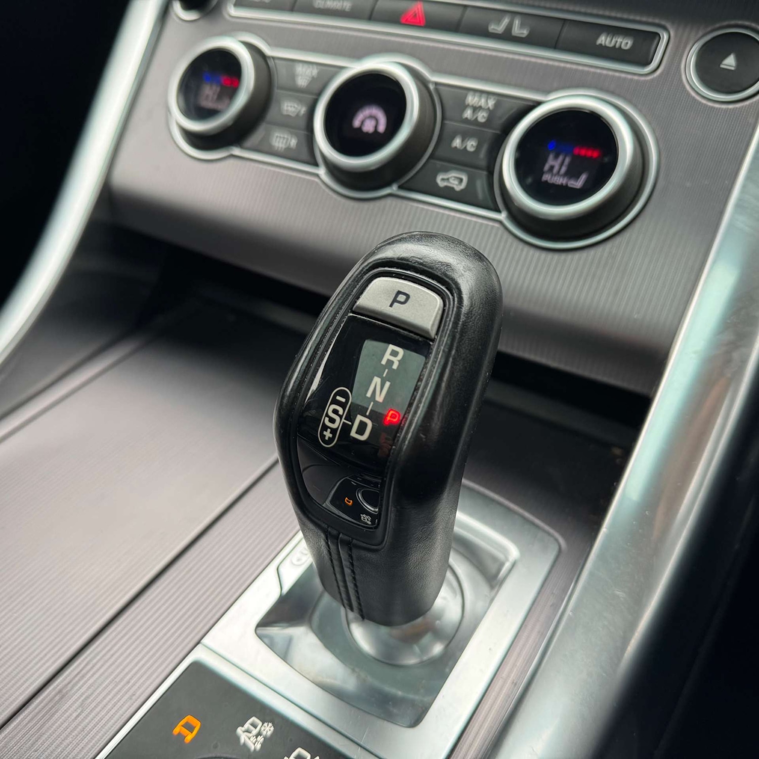 Used Land Rover Range Rover Sport 2016 for sale - 76829789: Photo 24