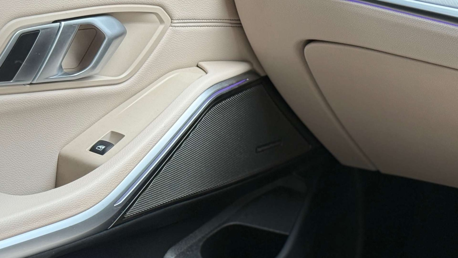 Used BMW 3 Series 2021 for sale - 76437883: Photo 12