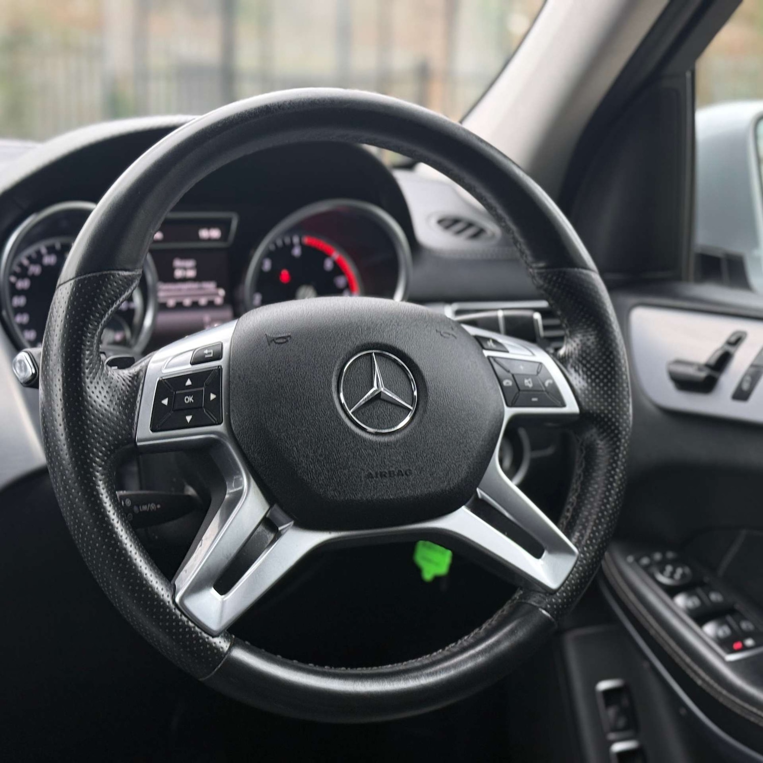 Used Mercedes-Benz GL Class 2014 for sale - 77694625: Photo 10