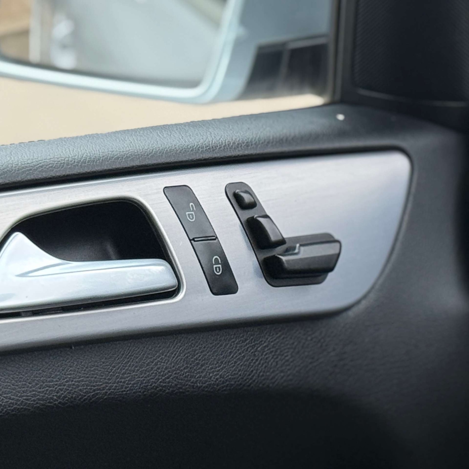 Used Mercedes-Benz GL Class 2014 for sale - 77694625: Photo 2