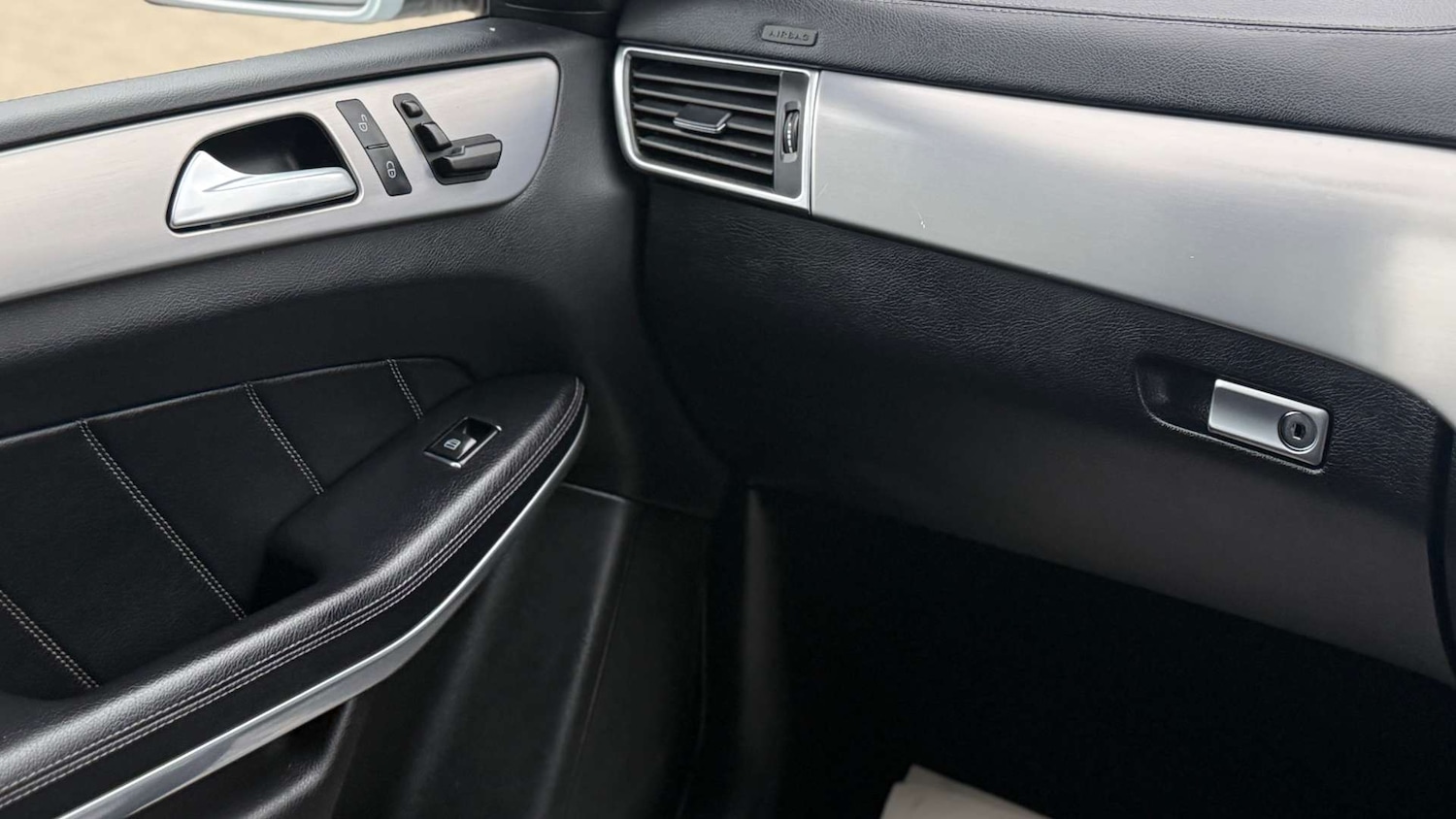 Used Mercedes-Benz GL Class 2014 for sale - 77694625: Photo 24