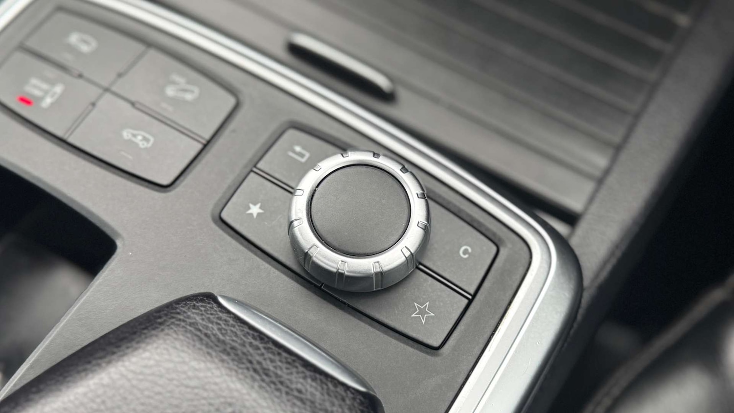 Used Mercedes-Benz GL Class 2014 for sale - 77694625: Photo 26