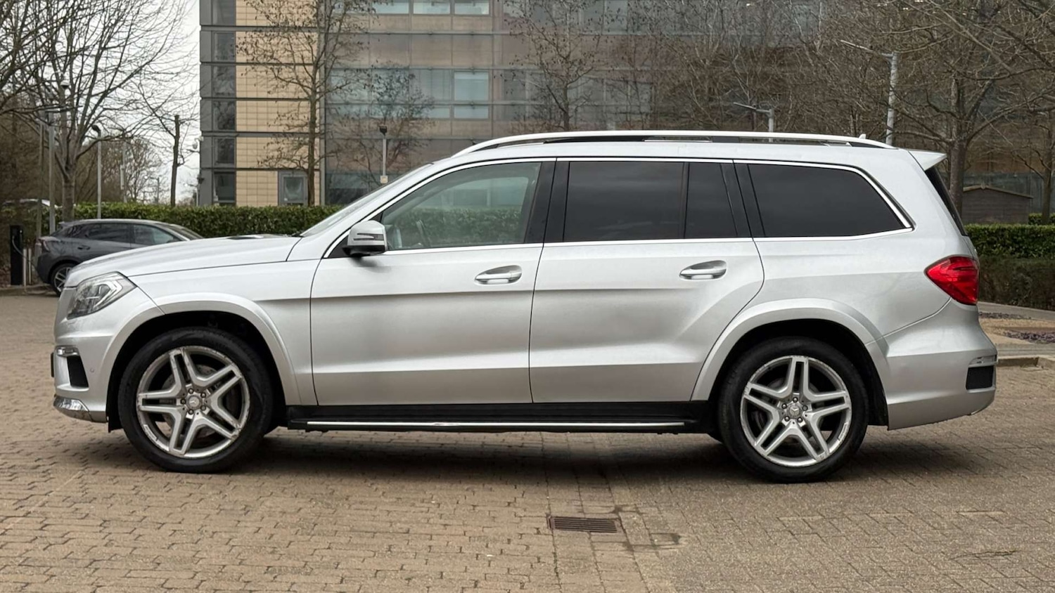 Used Mercedes-Benz GL Class 2014 for sale - 77694625: Photo 5