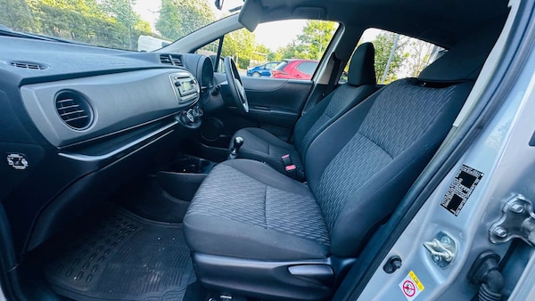 Used Toyota Yaris 2013 for sale - 76277471: Photo 10