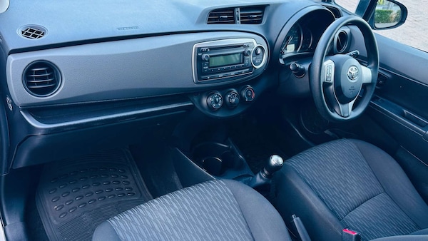 Used Toyota Yaris 2013 for sale - 76277471: Photo 12