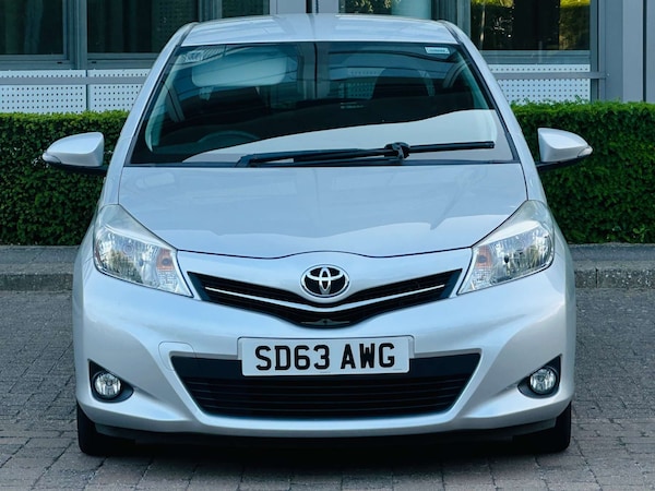 Used Toyota Yaris 2013 for sale - 76277471: Photo 2