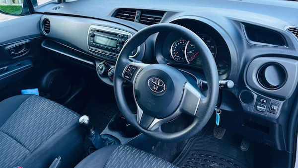 Used Toyota Yaris 2013 for sale - 76277471: Photo 8
