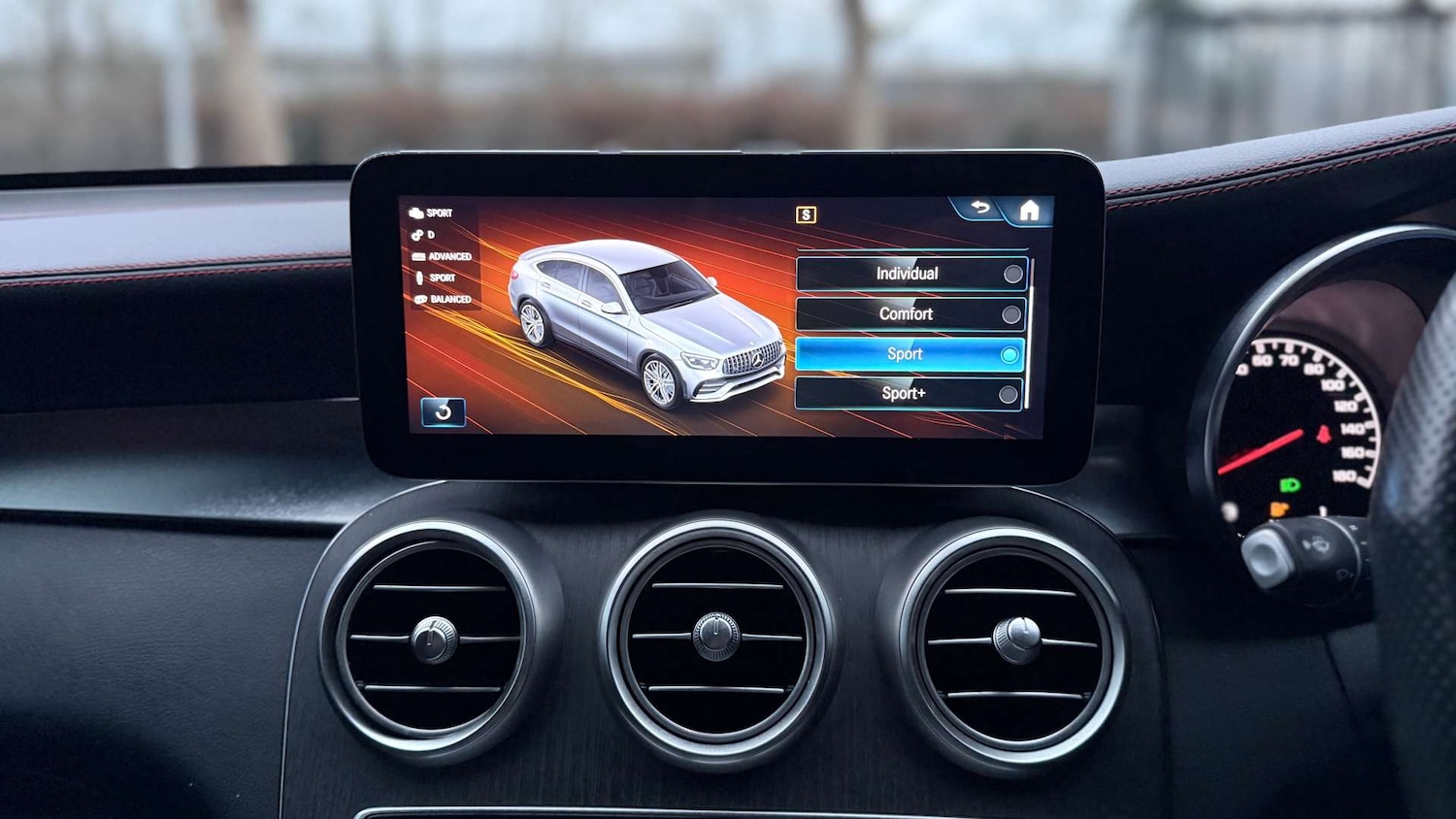 Used Mercedes-Benz GLC 2020 for sale - 77053557: Photo 43