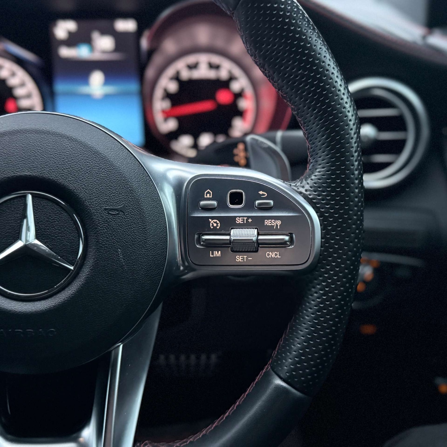 Used Mercedes-Benz GLC 2020 for sale - 77053557: Photo 48