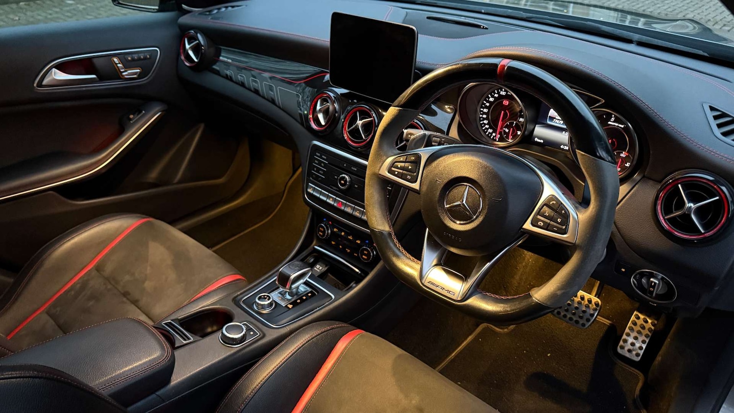 Used Mercedes-Benz GLA 2018 for sale - 77152809: Photo 18