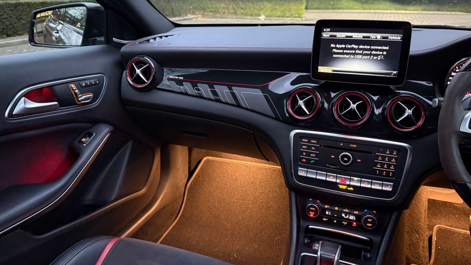 Used Mercedes-Benz GLA 2018 for sale - 77152809: Photo 32