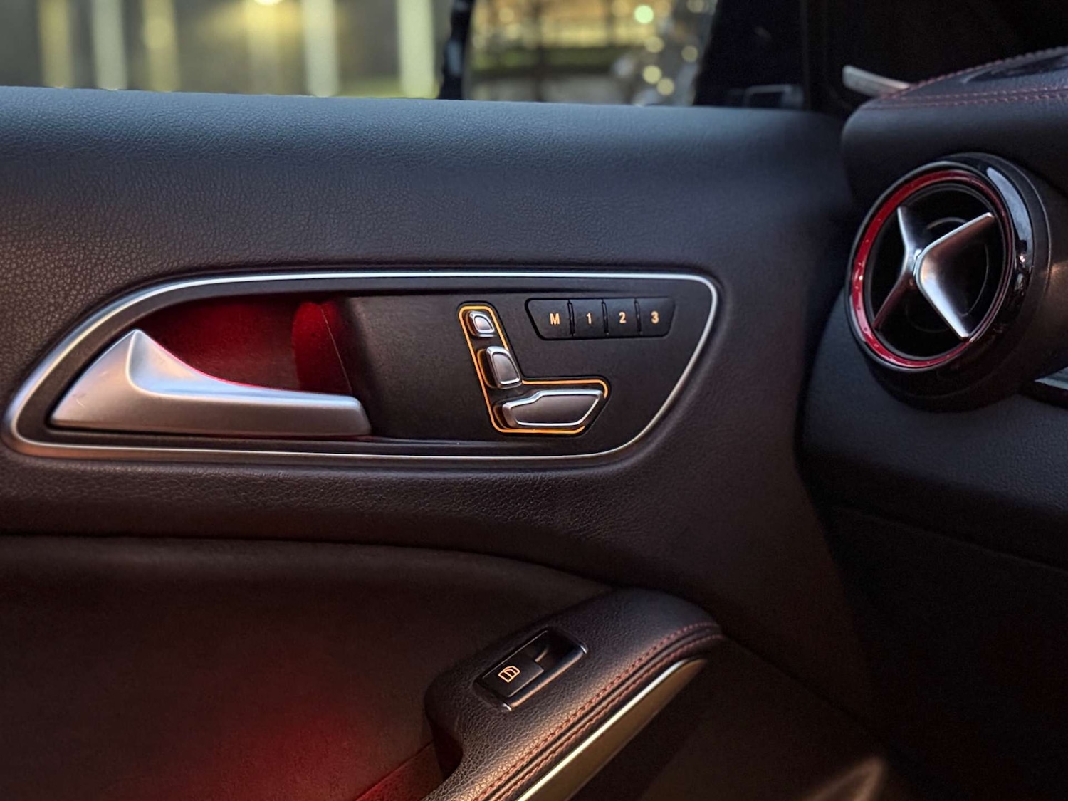 Used Mercedes-Benz GLA 2018 for sale - 77152809: Photo 36