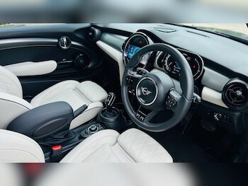 Used MINI Hatch 2022 for sale - 75865021: Photo