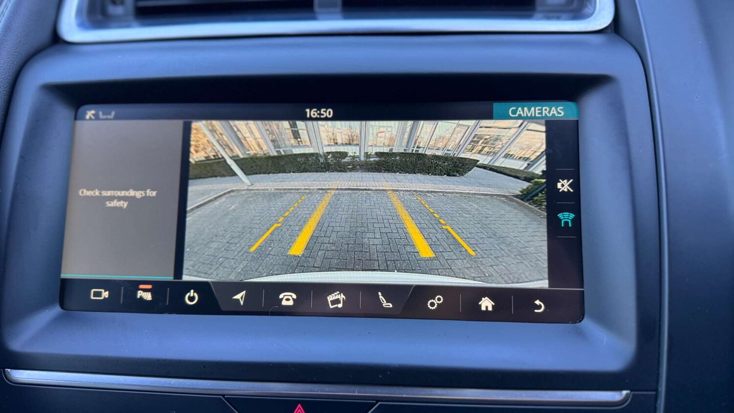 Used Jaguar E-Pace 2019 for sale - 78056716: Photo 27