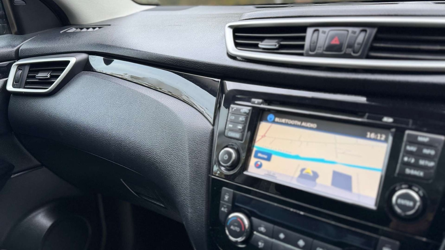 Used Nissan Qashqai 2014 for sale - 76602055: Photo 16