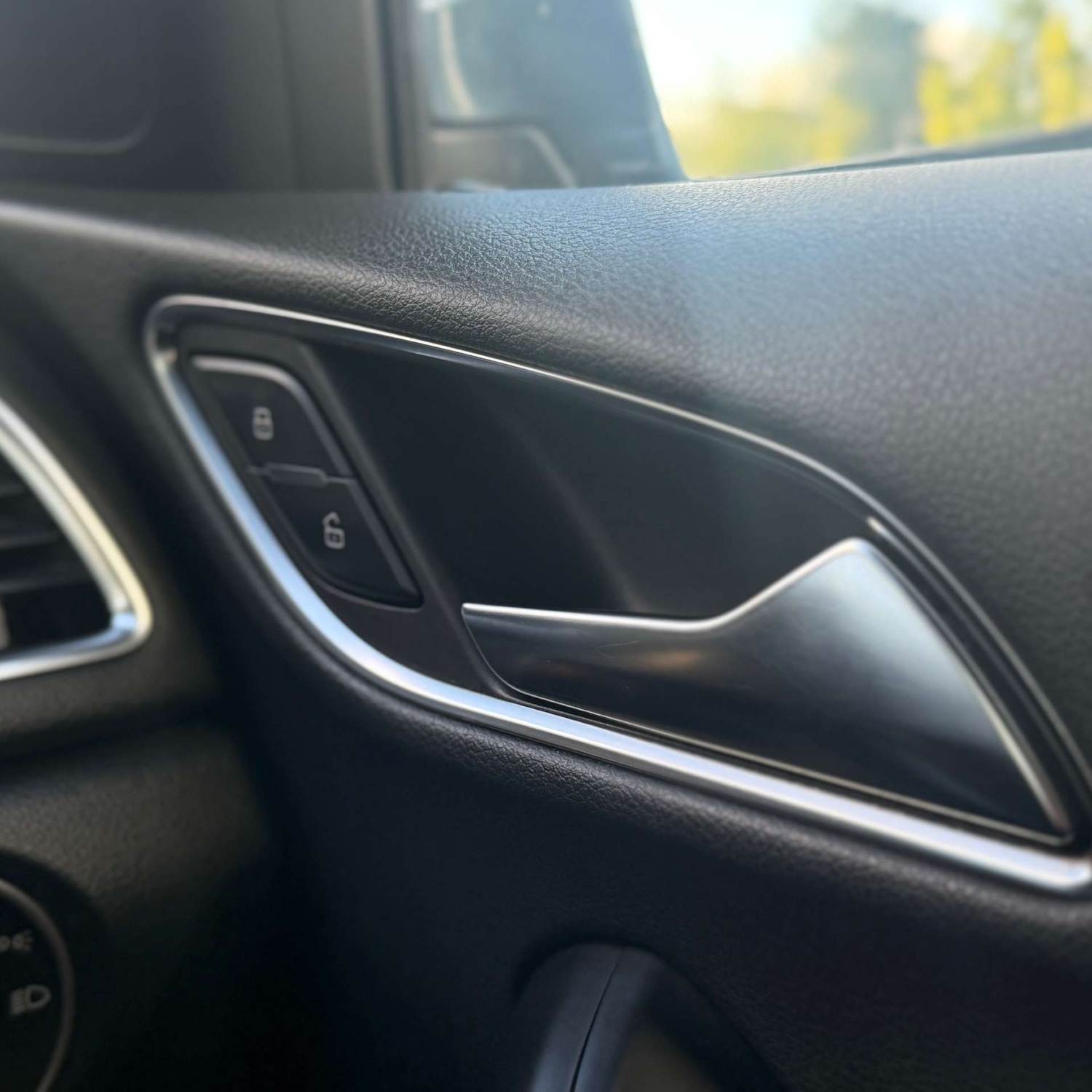 Used Audi Q3 2015 for sale - 76527417: Photo 11