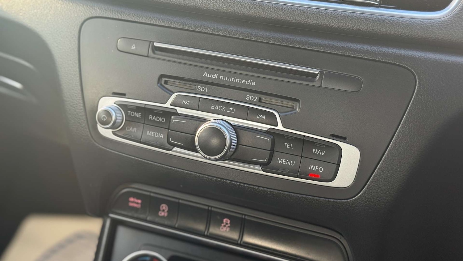 Used Audi Q3 2015 for sale - 76527417: Photo 6