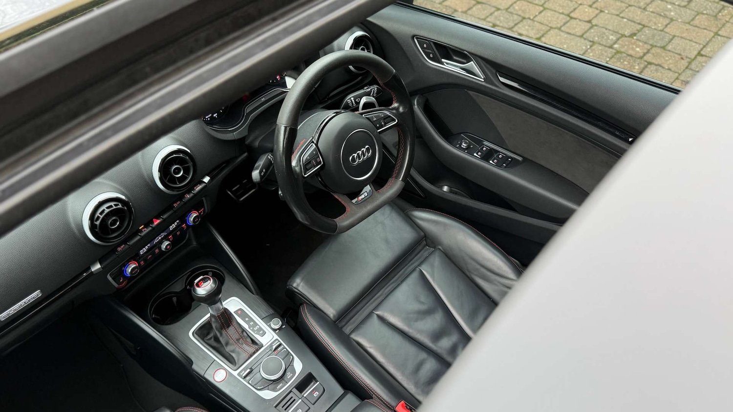 Used Audi RS3 2015 for sale - 76971039: Photo 24