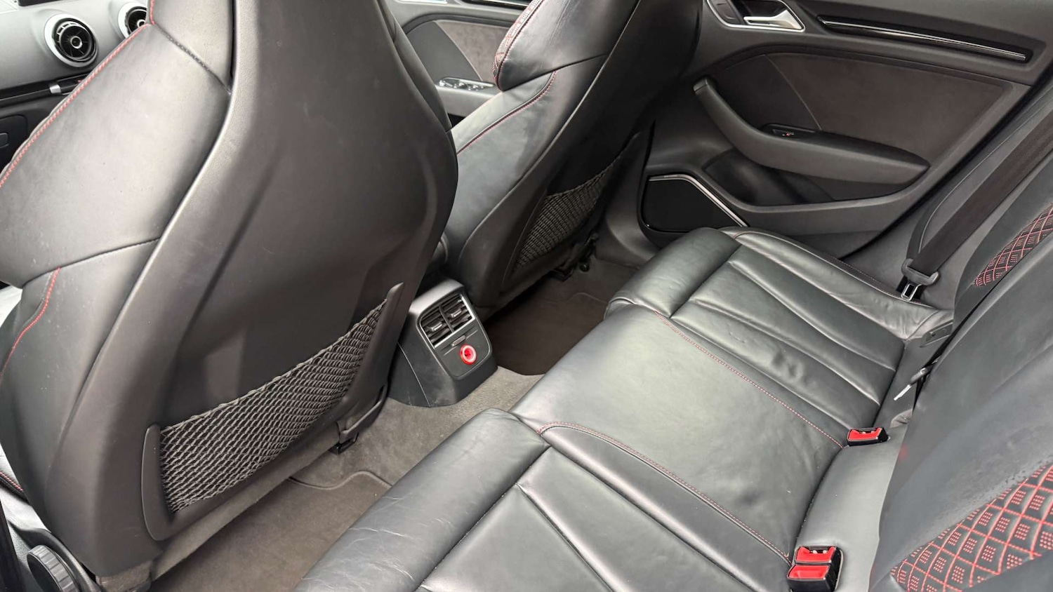 Used Audi RS3 2015 for sale - 76971039: Photo 30