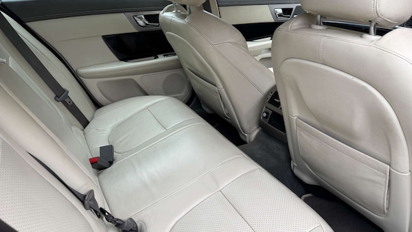 Used Jaguar XF 2010 for sale - 76235441: Photo 12