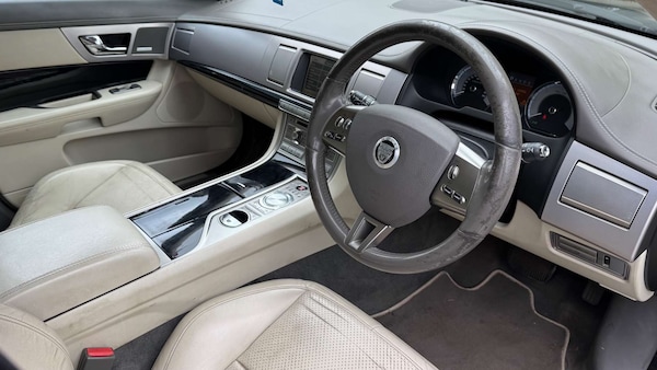 Used Jaguar XF 2010 for sale - 76235441: Photo 13